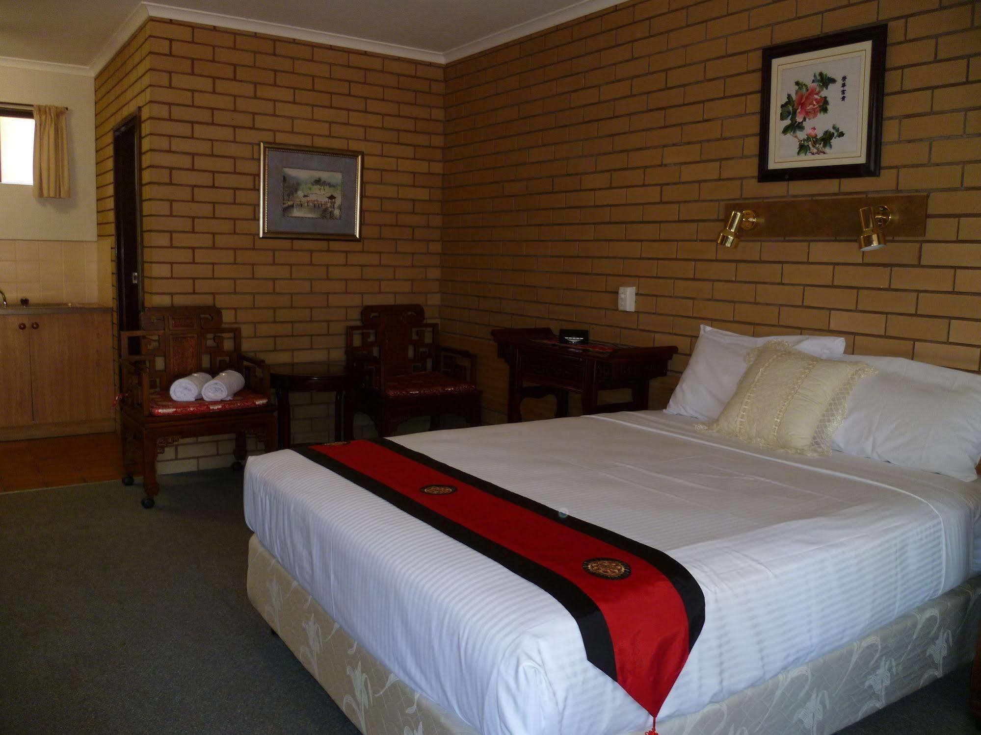 Birch Motel Tocumwal Previously Known As Kanimbla Motor Inn Exterior photo